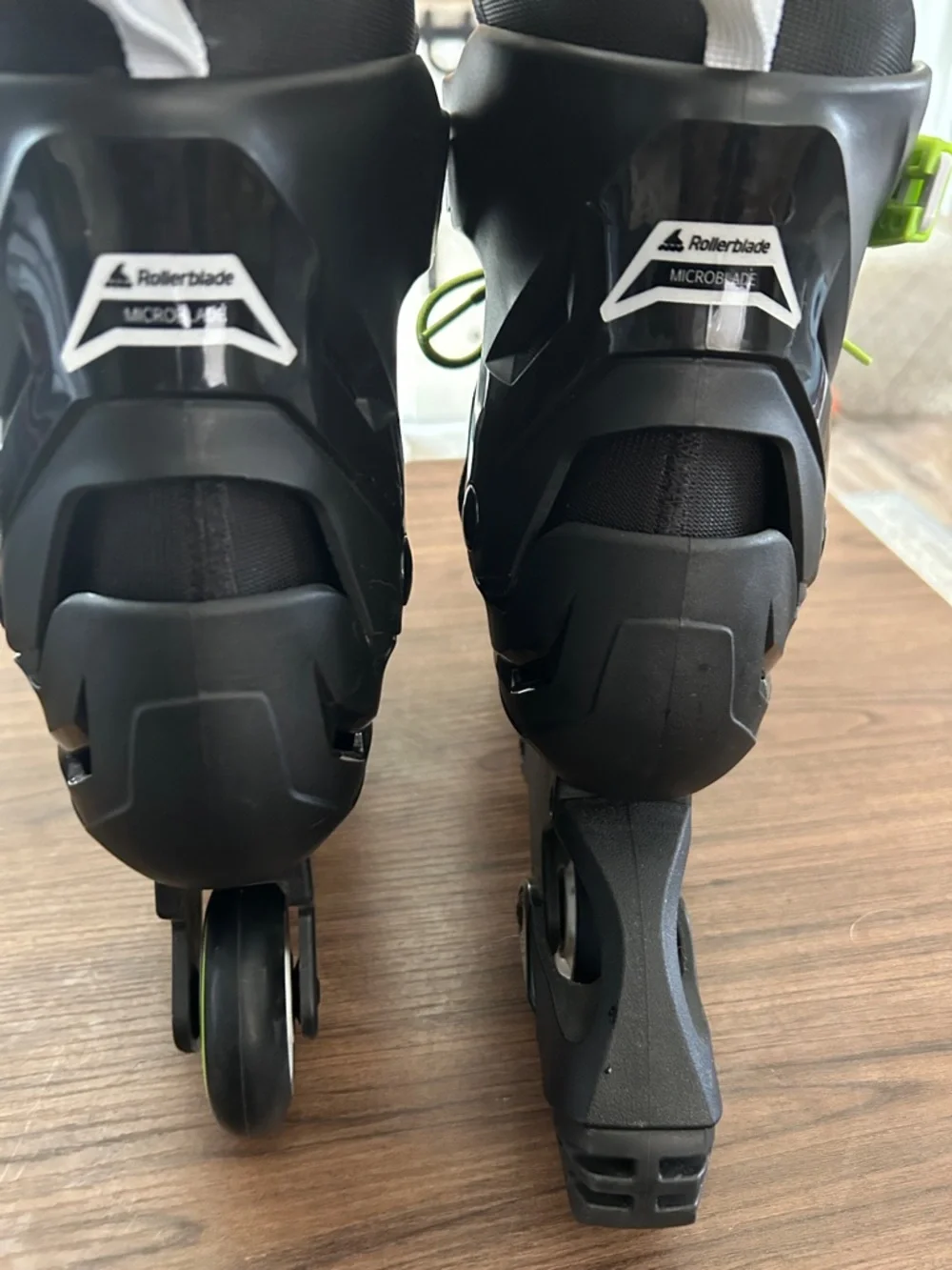 Rollerblade Microblade Inline Skate for Boys Adj. Size 5-8 - Picture 8 of 9